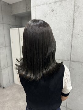 ネウィ 池袋(newi) オリーブグレイ