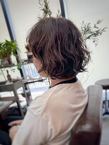 コモレビ(komorebi) 【山本智文】レイヤーボブデザインパーマ