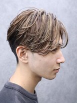 ゼノ 海老名(XENO)&nbsp;フェザーパーマ/センターパート/シャドウパーマ/マッシュ