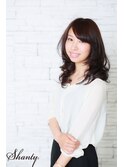 オフィスで輝く大人ミデシアム