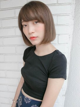 ルティア(Lutia) ワンカールボブ シアーベージュ 大人かわいい☆