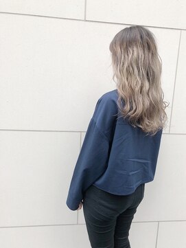 ジゼル(gisele) シルバーグラデーション