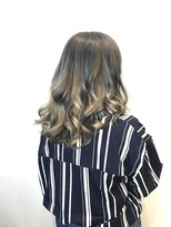 アヤナ バイ アヤラ(ayana by ayala)&nbsp;モノトーングラデーション〈浦安 美容室〉