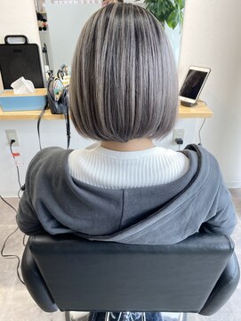 ティミー(timmy) ボブバレイヤージュ☆