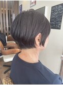 大人綺麗な乾かすだけでまとまるショートボブスタイル