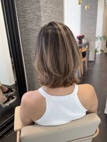 アオ(Ao)&nbsp;Aoヘアスタイル くびれレイヤー