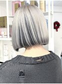 11544ホワイトブロンドインナーカラー黒髪アッシュショートボブ