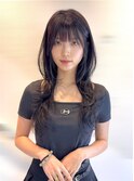 フェミニンロング艶感メルティカラーこなれヘア