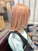 ラウラアンドロー(LAURA&RO) ミディアムレイヤーハイトーンピンクオレンジベージュブリーチ