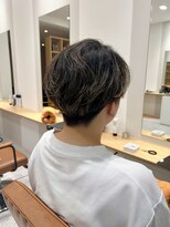 サム 横浜 大倉山(Sum)&nbsp;マッシュ/センターパート/刈り上げ女性/大人刈り上げ