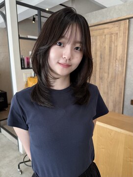 エトワ 中央店(etoi) 大分ハッシュカット胸上鎖骨下ミディアムレイヤースタイルかるめ