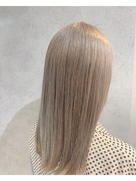 ヘアサロンエムフィス 池袋東口(HAIR SALON M Fe's) 外ハネボブ/アッシュブラウン/ネオウルフ/デザインカラー