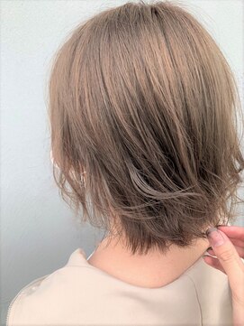 リースリー(Re.3 connecting beauty) ブロンド×ベージュ