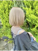 ミルクティーベージュ