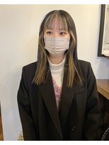 ロティー(loty)&nbsp;【hono】ブロンドベージュのインナーカラー/イヤリングカラー