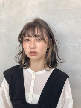 ヘアーアンドアイラッシュ ビス 下曽根店(Bis!) アンニュイロブ×大人可愛い