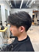 センターパート　メンズ　韓国マッシュ　ブルーブラック