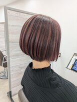 ラヴィリス バイ レム(Raviliss by rem)&nbsp;前下がりショートボブ×ピンクカラー
