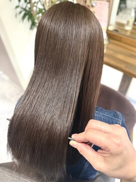 スピラ(SPiRA) 【髪質改善】ULTOWA