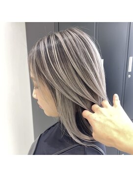 ストゥー(StueW.) コントラストバレイヤージュ35/髪質改善/ハイライト/白髪ぼかし