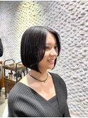 インナーカラー　ボブ　ブルーシルバー