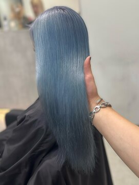 ラピス 福岡天神店(Lapis) ホワイトペールアイスブルー