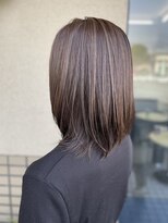 オウルヘアー(Owl hair) ローレイヤー/ミディアム/アッシュグレージュ