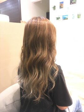 ヘアーアンドネイルフォレスト(Hair&Nail FOREST.) ナチュラルなグラデーションカラー
