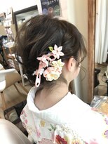 ロカット サロン(Roquat Salon)&nbsp;袴着付けふわシンプルアレンジ【ヘアアレンジ  立川/立川南/袴】