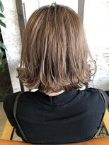 ハウオリ ガーデン(hau'oli garden)&nbsp;【hauoli】王道切りっぱなしハイライトスタイル