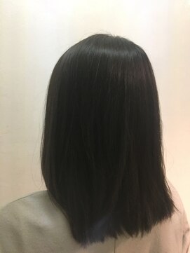 パティオン(PATIONN) 艶っぽく綺麗に!!跳ねる長さでも跳ねないストレートスタイル