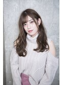 【salon de MiLK 原宿】透明感ベージュカラー×耳かけウェーブ