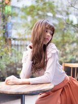 大人かわいい愛されウェーブ　スタイル