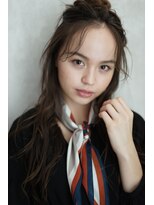 ディスオモテサンドウ 表参道(This OMOTESANDO)&nbsp;どんなアレンジでも大人可愛くなれるヘアースタイル！