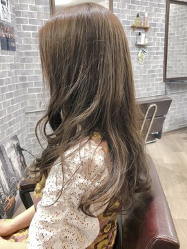 サロンドクロエ(Salon de Chloe) 《Chloe/倉敷》　ロングレイヤー♪　　色（ピンクアッシュ）