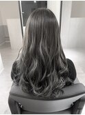 スモーキーグレージュ レイヤーカット
