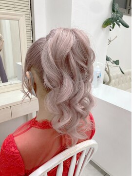 リサ 恵比寿(risa.) 華やか☆高めポニー