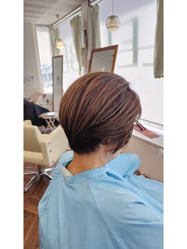 レリビー アウラ(LELiBE_'aula) ショートヘアー