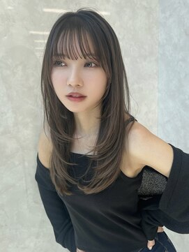 マウル 栄(MAEUL) レイヤーカット　韓国ヘア