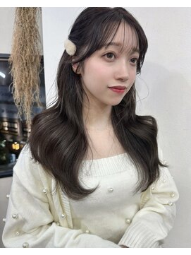リコバイアフロート(riko by afloat) 顔まわりカット/レイヤーカット/グレージュカラー/アレンジヘア