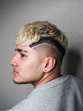 ゴールド 京都(GOALD) ダウンバングフェード