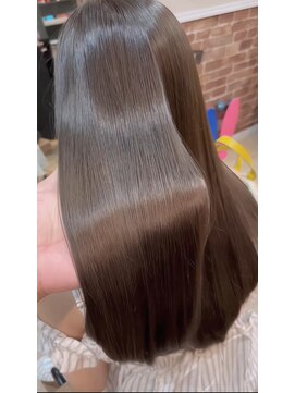 グロウ(GLOW) 艶髪ロング