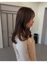 ローレンアオ(LOREN AO)&nbsp;イメチェン/ホワイトブロンド/外ハネボブ/美髪/栄矢場