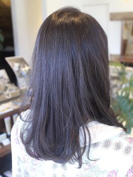 リーチェ(riche)の写真/こだわりのオーガニックカラー≪ヴィラロドラ≫をご用意。女性の髪や地肌悩みに寄り添い施術いたします。