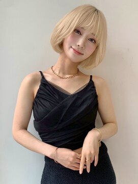 ユーフォリア 新宿通り(Euphoria) くびレイヤーエモージュアッシュブラウン韓国スタイル