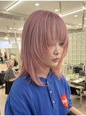 ハイトーン切りっぱなしショートボブミルクティーピンクベージュ