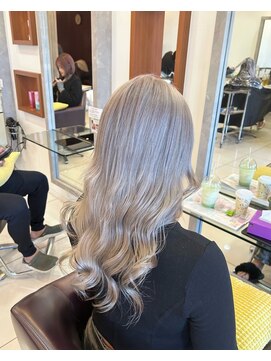 ノット 成田公津の杜(Knot) 成田公津の杜駅/ケアブリーチ/ダブルカラー/ハイトーンカラー