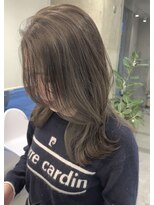 シェリエ(Chal Lier)&nbsp;くびれヘア/レイヤー/髪質改善メテオカラー/オリーブ