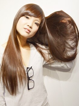 SILKイオンモール徳島店【シルク】の写真/【イオンモール徳島店】縮毛矯正¥9740~◇クセやうねりに◎お手頃価格で毎朝のセットがぐっとラクに♪