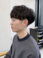 ビューナゴヤ 名駅(VIEW NAGOYA)&nbsp;メンズ/サーフカール/刈り上げセンターパート/波巻きツイスパ